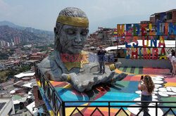 Rzeźba Pachamama w Medellin