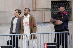 Dani Alves w drodze do sądu