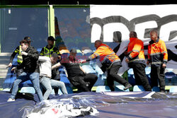 Zamieszki podczas meczu Vitesse - NEC