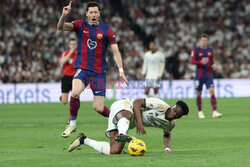 Robert Lewandowski w meczu z Realem