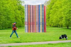 Kolorowa instalacja w Londynie
