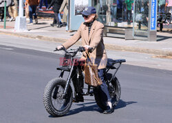 Norman Reedus i Diane Kruger na elektrycznych rowerach