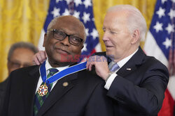 Prezydent Biden wręczył Medale Wolności