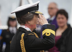 Księżniczka Anna na pokładzie statku HMCS Max Bernays