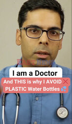 Lekarz z TikToka opowiada, dlaczego nie używa plastikowych butelek