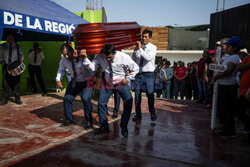 Taneczne pogrzeby w Peru