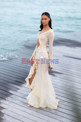 Cannes 2024 - sesja Zoe Saldany