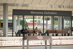Briefing prasowy ministra infrastruktury na stacji Warszawa Zachodnia