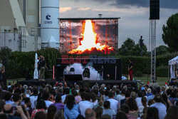 Start rakiety Ariane 6 w centrum kosmicznym w Gujanie Francuskiej