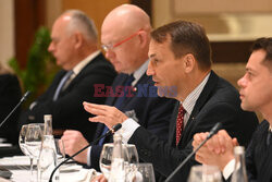Minister Radosław Sikorski z wizytą na Filipinach