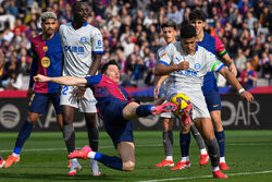 Robert Lewandowski strzelił gola podczas meczu FC Barcelona - Deportivo Alaves