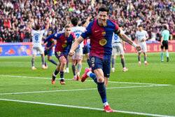 Robert Lewandowski strzelił gola podczas meczu FC Barcelona - Deportivo Alaves