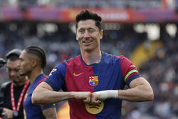 Robert Lewandowski strzelił gola podczas meczu FC Barcelona - Deportivo Alaves