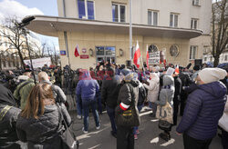 Konferencja Jarosława Kaczyńskiego przed Prokuraturą Okręgową