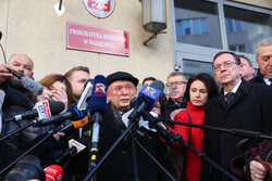 Konferencja Jarosława Kaczyńskiego przed Prokuraturą Okręgową