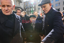 Konferencja Jarosława Kaczyńskiego przed Prokuraturą Okręgową