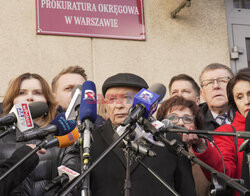Konferencja Jarosława Kaczyńskiego przed Prokuraturą Okręgową