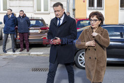 Konferencja Jarosława Kaczyńskiego przed Prokuraturą Okręgową