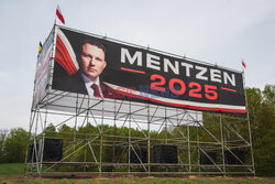 Plakaty wyborcze 2025