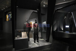 Wystawa Superfine: Tailoring Black Style
