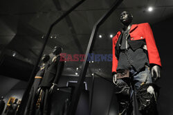 Wystawa Superfine: Tailoring Black Style