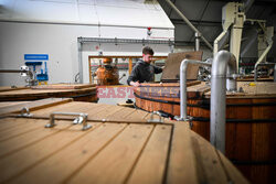 Destylarnia whisky na wyspie Harris