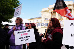 Protest w obronie kupców z hali przy Modlińskiej 6D