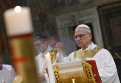 Papież Leon XIV podczas mszy z kardynałami w Kaplicy Sykstyńskiej