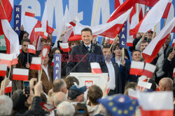 Rafał Trzaskowski na Starym Rynku w Łodzi
