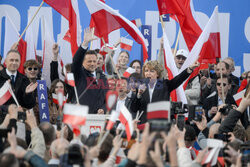 Rafał Trzaskowski na Starym Rynku w Łodzi