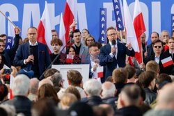 Rafał Trzaskowski na Starym Rynku w Łodzi