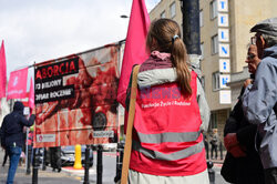 Protest pod kliniką aborcyjną Abotak