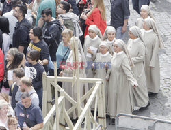 Papież Leon XIV odmówił modlitwę Regina Caeli