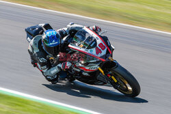 Pierwsza runda Miedzynarodowych Motocyklowych Mistrzostw Niemiec IDM na torze Oschersleben