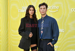 Kaia Gerber na premierze serialu Overcompensating