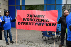Protest przed siedzibą Komisji Europejskiej
