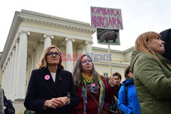 Demonstracja solidarnościowa z przychodnią aborcyjną Abotak