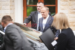 Donald Tusk na odprawie z kierownictwem Marynarki Wojennej w Gdyni