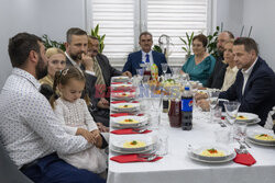 Spotkanie Rafała Trzaskowskiego  z rolnikami w Niecieczy
