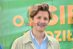 PSIknik prasowy filmu O psie, który jeździł koleją 2