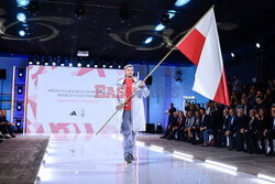 Pokaz kolekcji olimpijskiej na XXV Zimowe Igrzyska Mediolan-Cortina