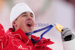 IO Mediolan-Cortina 2026: Franjo von Allmen zdobył trzeci złoty medal w 5 dni
