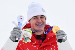 IO Mediolan-Cortina 2026: Franjo von Allmen zdobył trzeci złoty medal w 5 dni