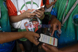 Turystyka w faweli Rocinha - AFP
