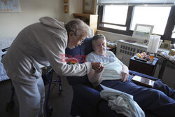 Ostatnia misja zakonu sióstr - NYT