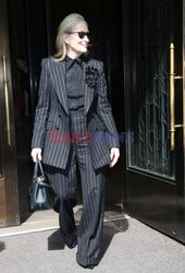 Meryl Streep w garniturze w prążki