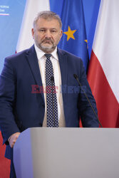 Konferencja ministrów: Domańskiego, Żurka i Siemoniaka