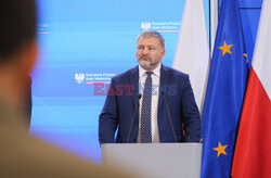 Konferencja ministrów: Domańskiego, Żurka i Siemoniaka