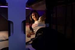 Samolot z piętrowymi łóżkami