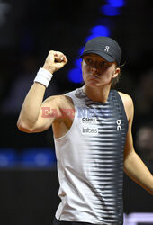 Iga Świątek przegrała z Andriejewą na turnieju WTA 500 w Stuttgarcie